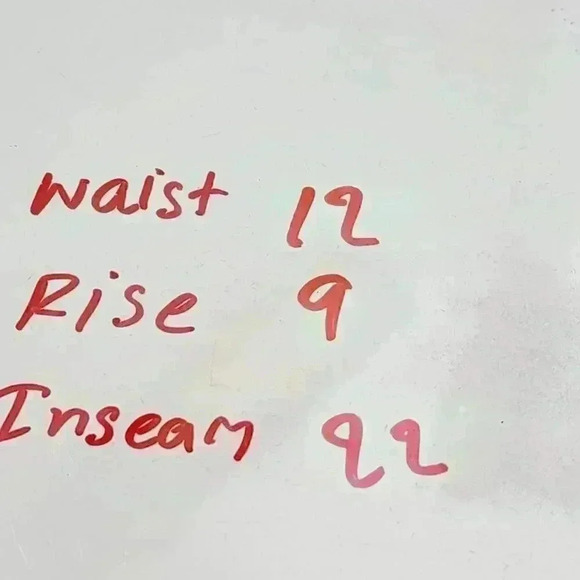 Women's Lululemon Legging Size 4 Pink Camo Cropped - Picture 4 of 6